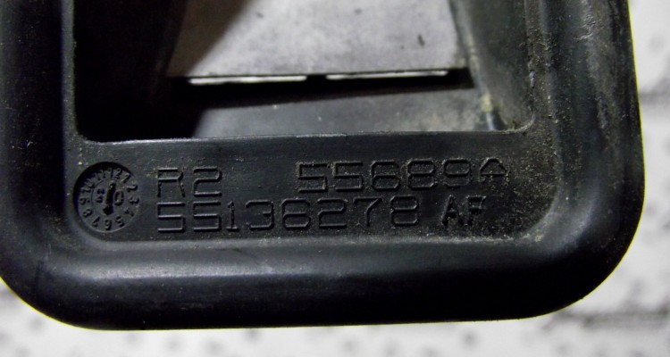 Вентиляционный клапан комплект (большие) Jeep Grand Cherokee WG-WJ, оригинальный номер производителя 55136278AF, 55136279AF OEM Вентиляционный клапан комплект (большие)