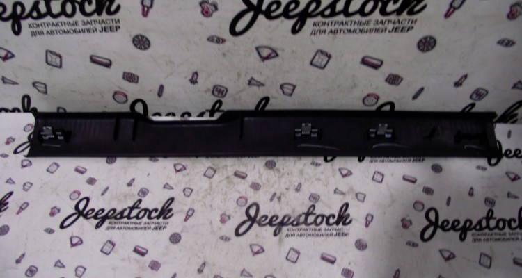 Накладка порога передняя левая (Black) Jeep Grand Cherokee WG-WJ, оригинальный номер производителя 5FS67TRMAB OEM Накладка порога передняя левая (Black)