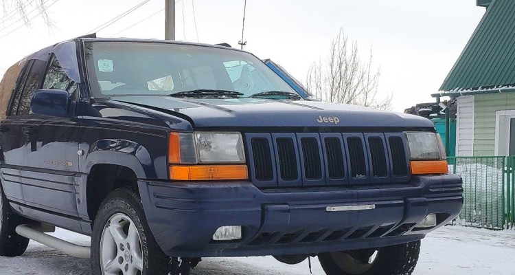 Крыло переднее правое LTD (синее) Jeep Grand Cherokee ZG-ZJ, оригинальный номер производителя 55031834 OEM Крыло переднее правое LTD (синее)