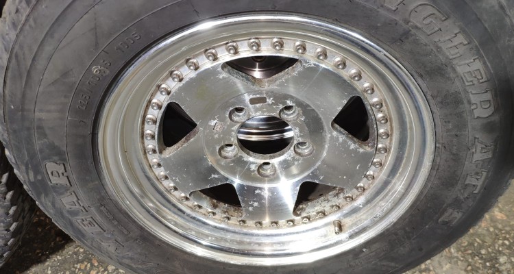 Комплект колес 225/70/R-15 Goodyear Wrangler, оригинальный номер производителя OEM Комплект колес 225/70/R-15 Goodyear Wrangler