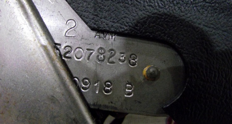 Рычаг ручника 94г Jeep Grand Cherokee ZG-ZJ, оригинальный номер производителя 52078238 OEM Рычаг ручника 94г