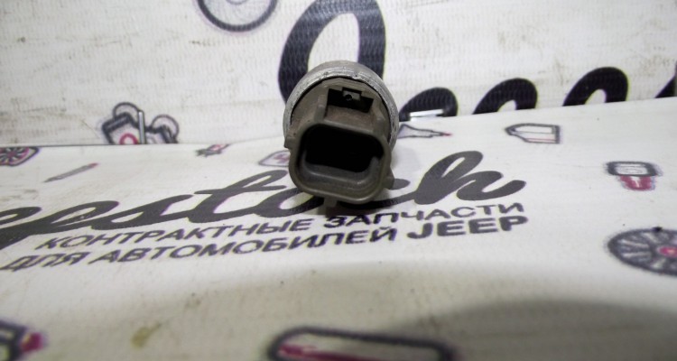 Датчик низкого давления кондиционера 98г Jeep Grand Cherokee ZG-ZJ, оригинальный номер производителя OEM Датчик низкого давления кондиционера 98г