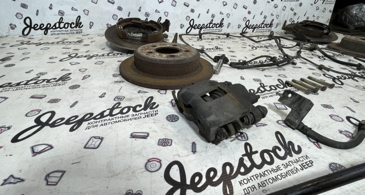 ZG-ZJ Полный установочный комплект дисковых тормозов, оригинальный номер производителя 04762102, 04762103, 04796342, 04796343, 52008184, 52008905, 52008904 OEM Полный установочный комплект дисковых тормозов Jeep Grand Cherokee ZG-ZJ