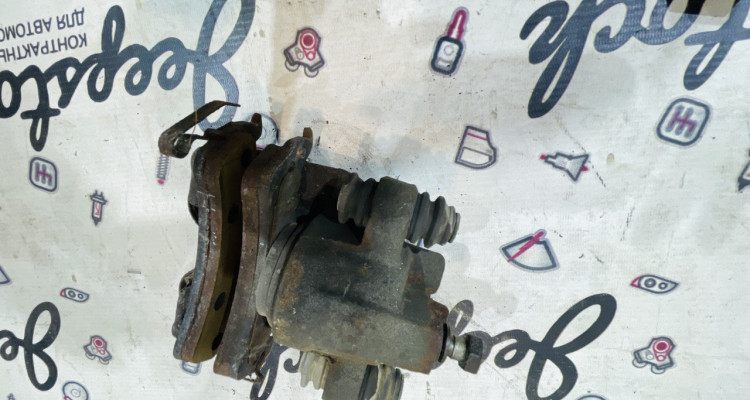 ZG-ZJ Полный установочный комплект дисковых тормозов, оригинальный номер производителя 04762102, 04762103, 04796342, 04796343, 52008184, 52008905, 52008904 OEM Полный установочный комплект дисковых тормозов Jeep Grand Cherokee ZG-ZJ