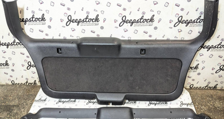 Обшивка 5ой двери 96-98г (AGATE) Jeep Grand Cherokee ZG-ZJ, оригинальный номер производителя 5EZ50SAZ, 55196274, 5216729 OEM Обшивка 5ой двери 96-98г (AGATE)