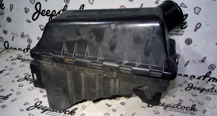 Корпус воздушного фильтра 96-01 Jeep Cherokee XJ, оригинальный номер производителя 53030707 OEM Корпус воздушного фильтра 96-01