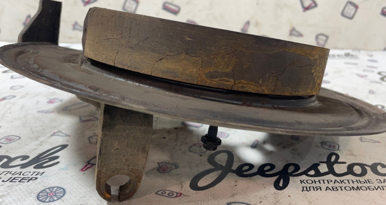 Опорный щит задний тормозной левый Jeep Grand Cherokee ZG-ZJ, оригинальный номер производителя 04796343, 04762129, 04796337 OEM Опорный щит задний тормозной левый