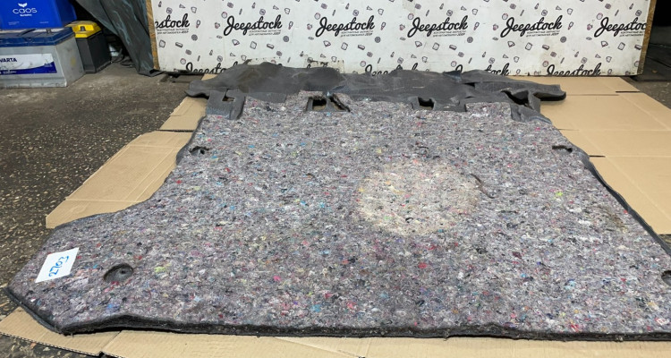 Ковровое покрытие задняя часть (Agate) Jeep Grand Cherokee ZG-ZJ, оригинальный номер производителя OEM Ковровое покрытие задняя часть (Agate)