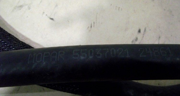 ZG-ZJ Печные патрубки 5.2-5.9L, оригинальный номер производителя 55036476, 55036477 OEM Печные патрубки 5.2-5.9L