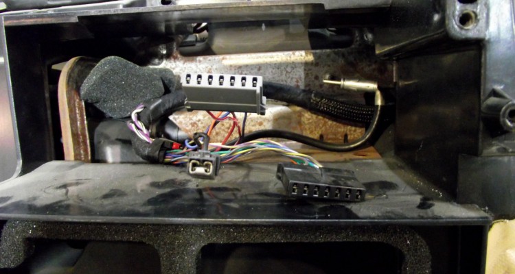 2000000000145 ZG-ZJ Скелет передней салонной панели (96-98г), оригинальный номер производителя 55115109 OEM Скелет передней салонной панели (96-98г)