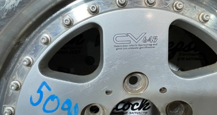 Комплект колес 225/70 R15 Jeep Cherokee XJ Bridgestone Blizzak DM-Z3, оригинальный номер производителя OEM Комплект колес 225/70 R15 Jeep Cherokee XJ