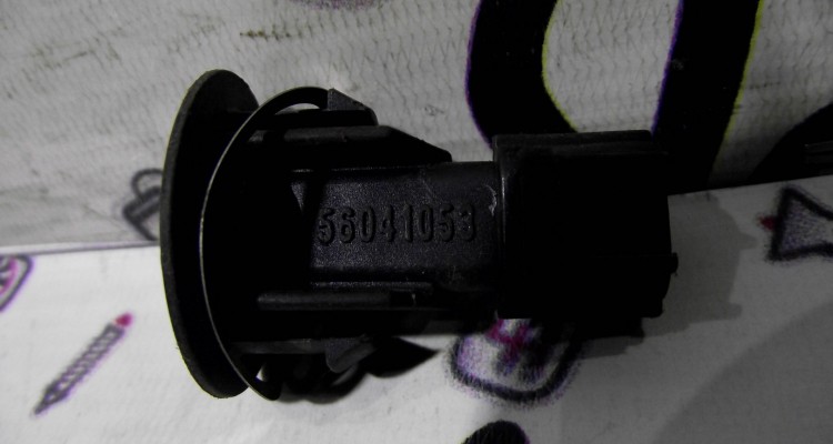 Датчик температуры аккумулятора Jeep Grand Cherokee WG-WJ, оригинальный номер производителя 56041053 OEM Датчик температуры аккумулятора