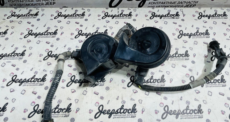 Звуковые сигналы с разъемами Jeep Grand Cherokee ZG-ZJ, оригинальный номер производителя 04759775 OEM Звуковые сигналы с разъемами