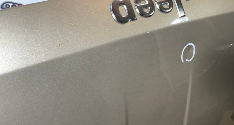 Капот передний вишня Jeep Grand Cherokee WG-WJ, оригинальный номер производителя 53013312AB OEM Капот в сборе с утеплителем золотистый Jeep Grand Cherokee WG-WJ