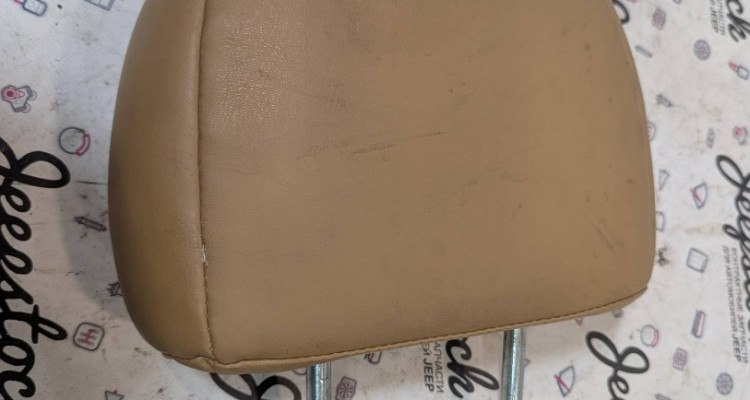 Подголовник заднего сиденья Европа (SADDLE) Jeep Grand Cherokee ZG-ZJ, оригинальный номер производителя PM51ST6 OEM Подголовник заднего сидения Европа (SADDLE)