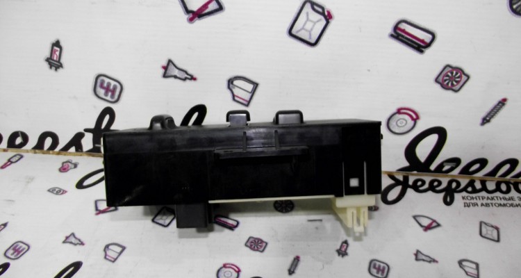 ZG-ZJ Блок управления светом (Европа) 6331, оригинальный номер производителя 56036331, 56009217 OEM Блок управления светом (Европа) 6331