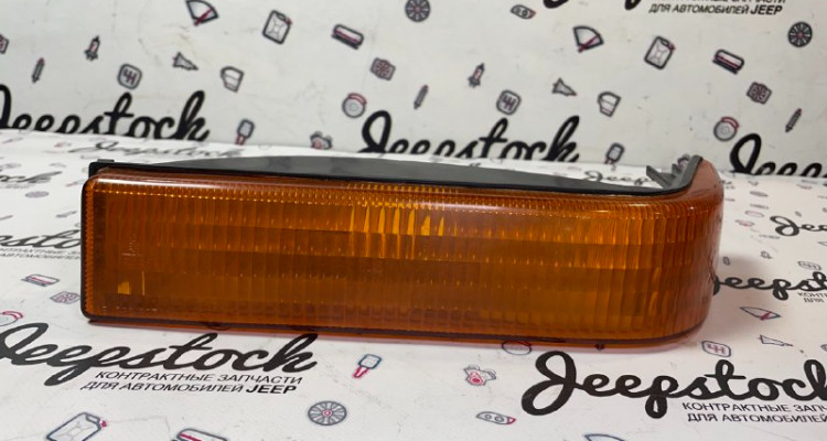 Поворотник передний левый оранжевый Jeep Grand Cherokee ZG-ZJ, оригинальный номер производителя 56005099 OEM Поворотник передний левый оранжевый 92-97г Jeep Grand Cherokee ZG-ZJ
