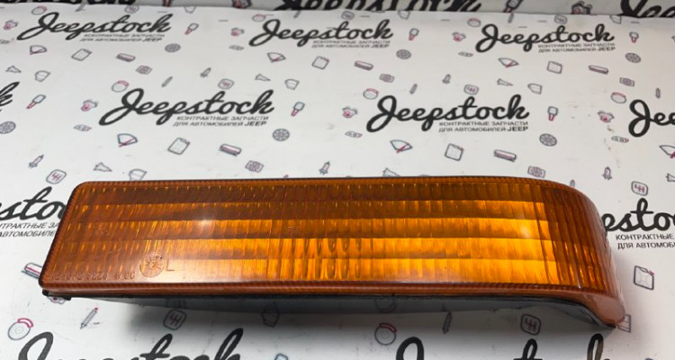 Поворотник передний левый оранжевый Jeep Grand Cherokee ZG-ZJ, оригинальный номер производителя 56005099 OEM Поворотник передний левый оранжевый 92-97г Jeep Grand Cherokee ZG-ZJ