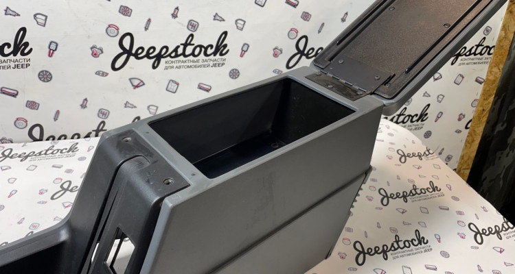 Центральный бардачок 92-95 (Gray) Jeep Cherokee XJ, оригинальный номер производителя 8955001334 OEM Центральный бардачок 92-95 (Gray) Jeep Cherokee XJ
