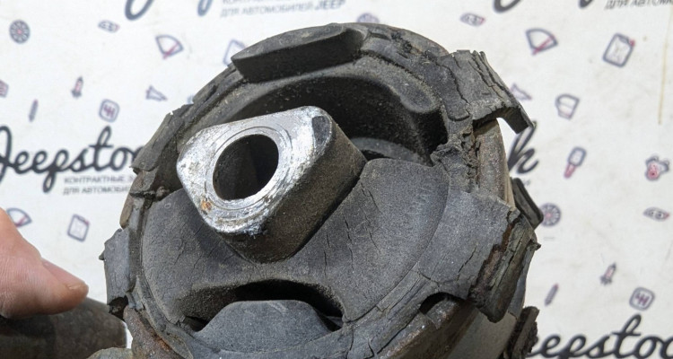 Подушка АКПП 46RH, 42RH 92-95 Jeep Grand Cherokee ZG-ZJ, оригинальный номер производителя OEM Подушка АКПП 46RH, 42RE 92-95