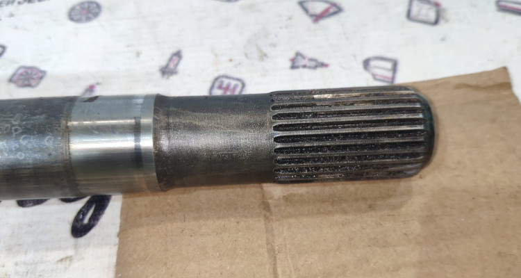 Привод правый на Dana 30 Jeep Grand Cherokee ZG-ZJ, оригинальный номер производителя OEM Привод правый на Dana 30