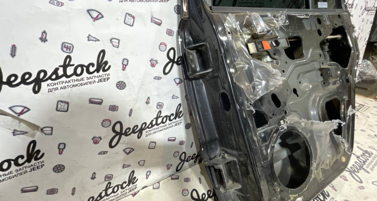 Дверь задняя правая (черная) рестайл Jeep Grand Cherokee ZG-ZJ, оригинальный номер производителя OEM Дверь задняя правая (черная) рестайл Jeep Grand Cherokee ZG-ZJ