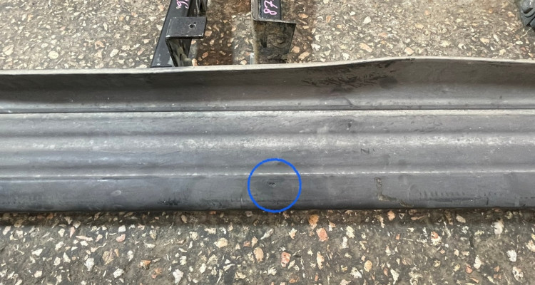 Подножки комплект (дефект) Jeep Grand Cherokee ZG-ZJ, оригинальный номер производителя OEM Подножки комплект Jeep Grand Cherokee ZG-ZJ