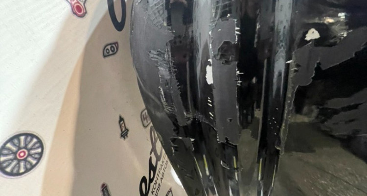 Бампер задний 96-98 черный (дефект) Jeep Grand Cherokee ZG-ZJ, оригинальный номер производителя OEM Бампер задний 96-98 черный (дефект) Jeep Grand Cherokee ZG-ZJ