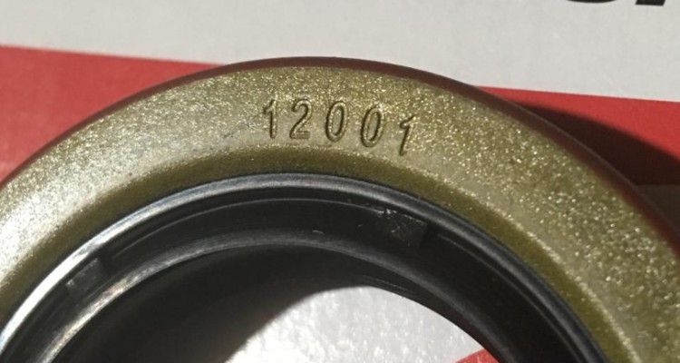 Сальник полуоси Dana 35/44 Coast2Coast Jeep Grand Cherokee ZG-ZJ, оригинальный номер производителя 8660S OEM Сальник полуоси Dana 35/44 Coast2Coast