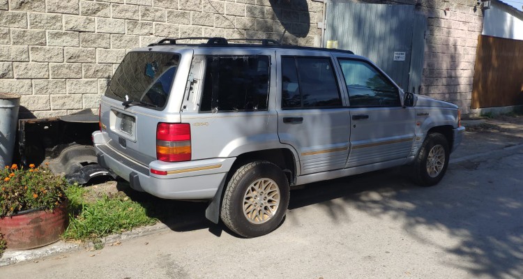 Бампер задний серый LTD (дорейстайл) Jeep Grand Cherokee ZG-ZJ, оригинальный номер производителя OEM Бампер задний серый LTD (дорейстайл)