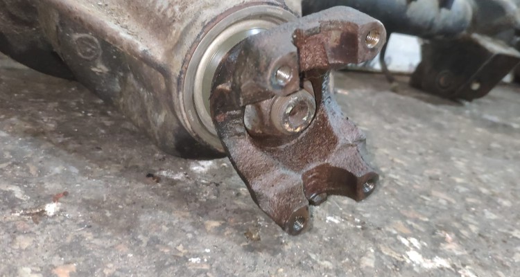 Задний мост Dana 35 LSD 3-73 RHD Jeep Grand Cherokee ZG-ZJ, оригинальный номер производителя OEM Задний мост Dana 35 LSD 3-73 RHD