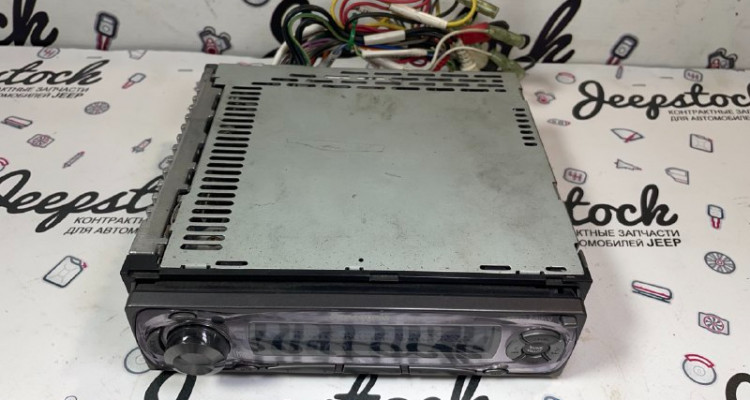 Магнитола Panasonic CN-R300WD, оригинальный номер производителя CN-R300WD OEM Магнитола Panasonic CQ-M3100 Jeep Grand Cherokee ZG-ZJ