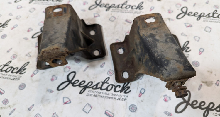 Кронштейны заднего бампера 92-95 Jeep Cherokee XJ, оригинальный номер производителя OEM Кронштейны заднего бампера 92-95