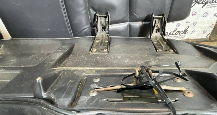 Комплект сидений LHD (Agate) рестайлинг Jeep Grand Cherokee ZG-ZJ, оригинальный номер производителя OEM Комплект сидений LHD (Agate) рестайлинг Jeep Grand Cherokee ZG-ZJ