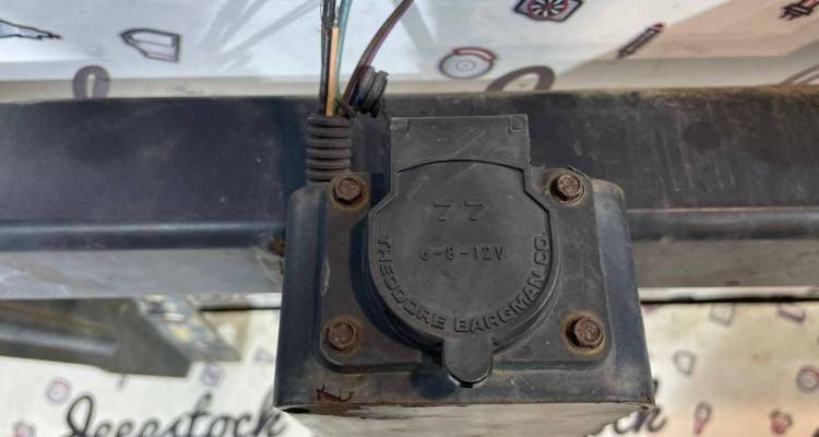 Фаркоп прицепное устройство (самодельный) Jeep Grand Cherokee ZG-ZJ, оригинальный номер производителя OEM Фаркоп прицепное устройство Jeep Grand Cherokee ZG-ZJ