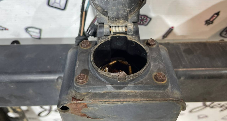 Фаркоп прицепное устройство (самодельный) Jeep Grand Cherokee ZG-ZJ, оригинальный номер производителя OEM Фаркоп прицепное устройство Jeep Grand Cherokee ZG-ZJ