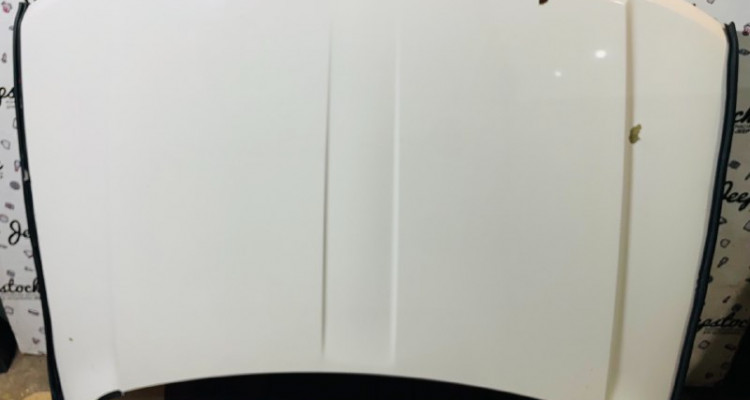 Капот передний белый Jeep Grand Cherokee WG-WJ, оригинальный номер производителя 53013312AB OEM Капот в сборе с утеплителем белый Jeep Grand Cherokee WG-WJ