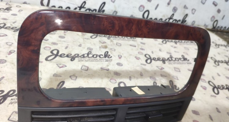 Накладка магнитолы Limited 00-04 Jeep Grand Cherokee WG-WJ, оригинальный номер производителя 55116037 OEM Накладка магнитолы Limited 00-04