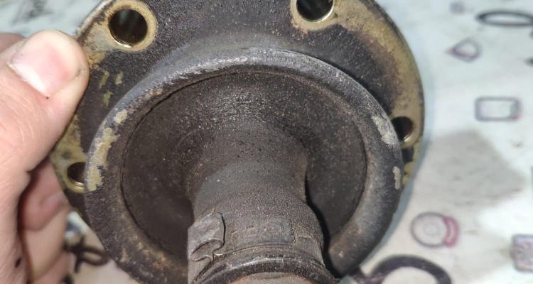 Кардан передний 4.7 ПРОБЕГ 43ТЫС КМ Jeep Grand Cherokee WG-WJ, оригинальный номер производителя 52099498AE OEM Кардан передний 4.7