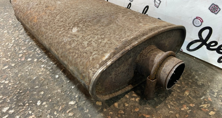 Глушитель с трубой 4.0L 92-96 (1) Jeep Grand Cherokee ZG-ZJ, оригинальный номер производителя 52018162 OEM Банка глушителя 4.0L 92-95 Jeep Grand Cherokee ZG-ZJ