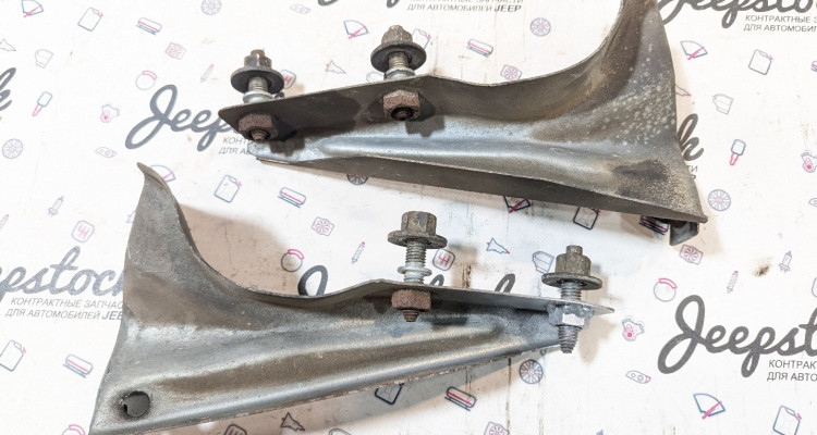 Кронштейны усилителя заднего бампера Jeep Grand Cherokee ZG-ZJ, оригинальный номер производителя OEM Кронштейны усилителя заднего бампера
