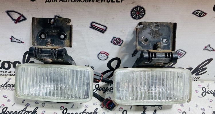 Противотуманки комплект (97-98) дефект Jeep Grand Cherokee ZG ZJ, оригинальный номер производителя OEM Противотуманки комплект (96-98) дефект