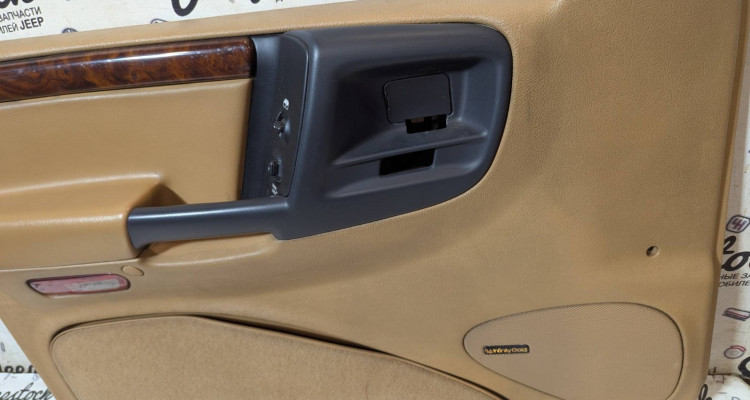 Обшивки передних дверей LTD RHD Saddle Jeep Grand Cherokee ZG-ZJ, оригинальный номер производителя OEM Обшивки передних дверей LTD RHD Saddle