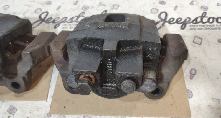 Суппорта задние (пара) Jeep Grand Cherokee WG-WJ, оригинальный номер производителя 05011975AA05011974AA OEM Суппорта задние (пара)