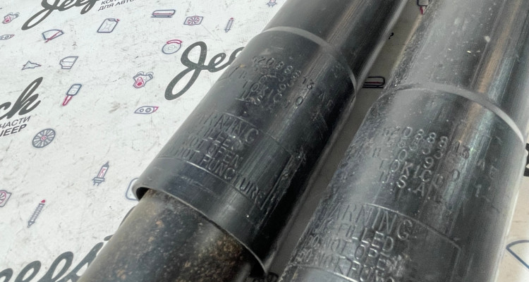 52088813AN Амортизаторы перед пара 2 Jeep Grand Cherokee WG-WJ