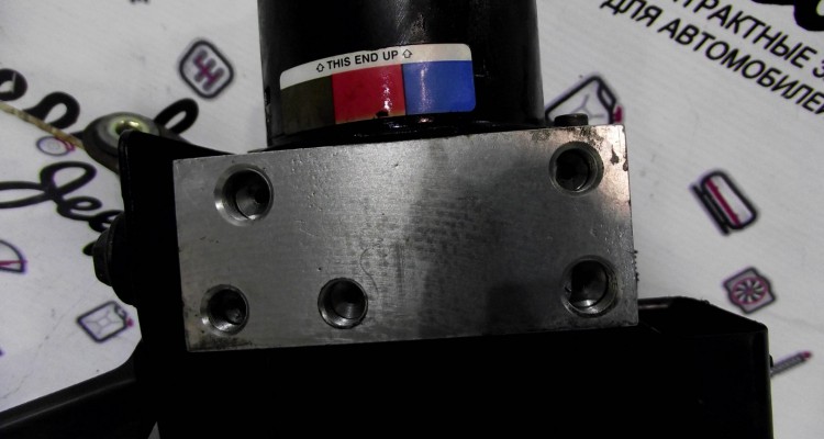 Блок ABS 97-98г Jeep Grand Cherokee ZG-ZJ, оригинальный номер производителя 52009047, 52009240 OEM Блок ABS 97-98г