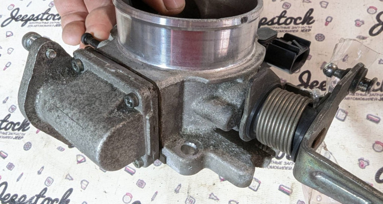  Дроссельная заслонка 4.0 2004г Jeep Grand Cherokee WG-WJ