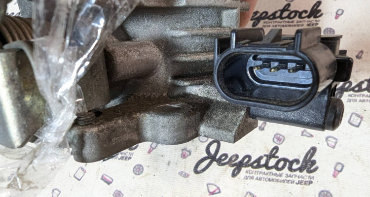 Дроссельная заслонка 4.0 2004г Jeep Grand Cherokee WG-WJ