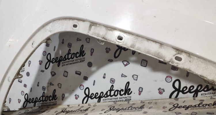  Крыло переднее правое белое Jeep Grand Cherokee WK2
