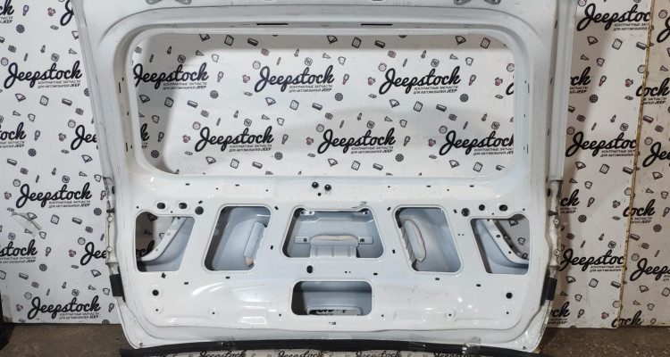  Дверь 5-я белая Jeep Grand Cherokee WK2